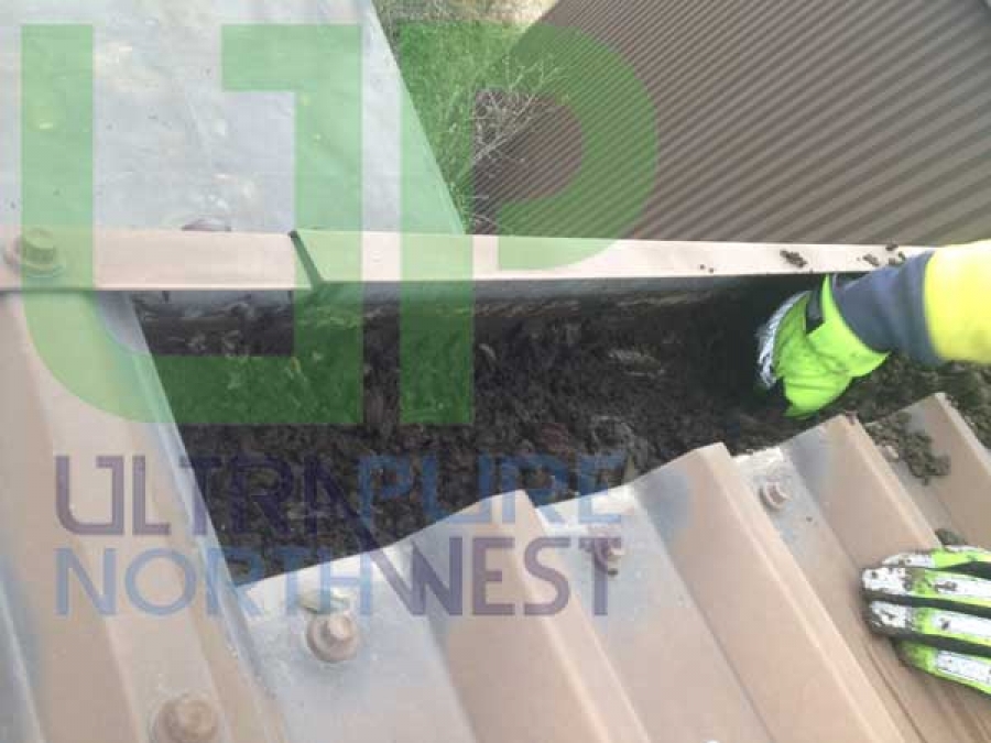 Commercial Gutter Cleaners in Wigan Bolton Leigh Warrington Manchester Bury